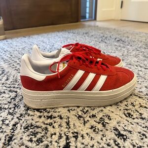 ADDIDAS GAZELLES size 10